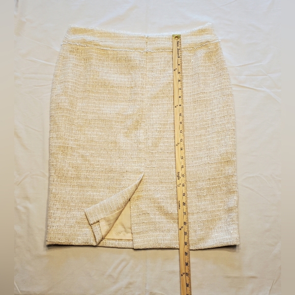 Nipon Boutique Women's Size 12 Dress Skirt Cream w/Metallic Fibers Fully Lined - Picture 2 of 4